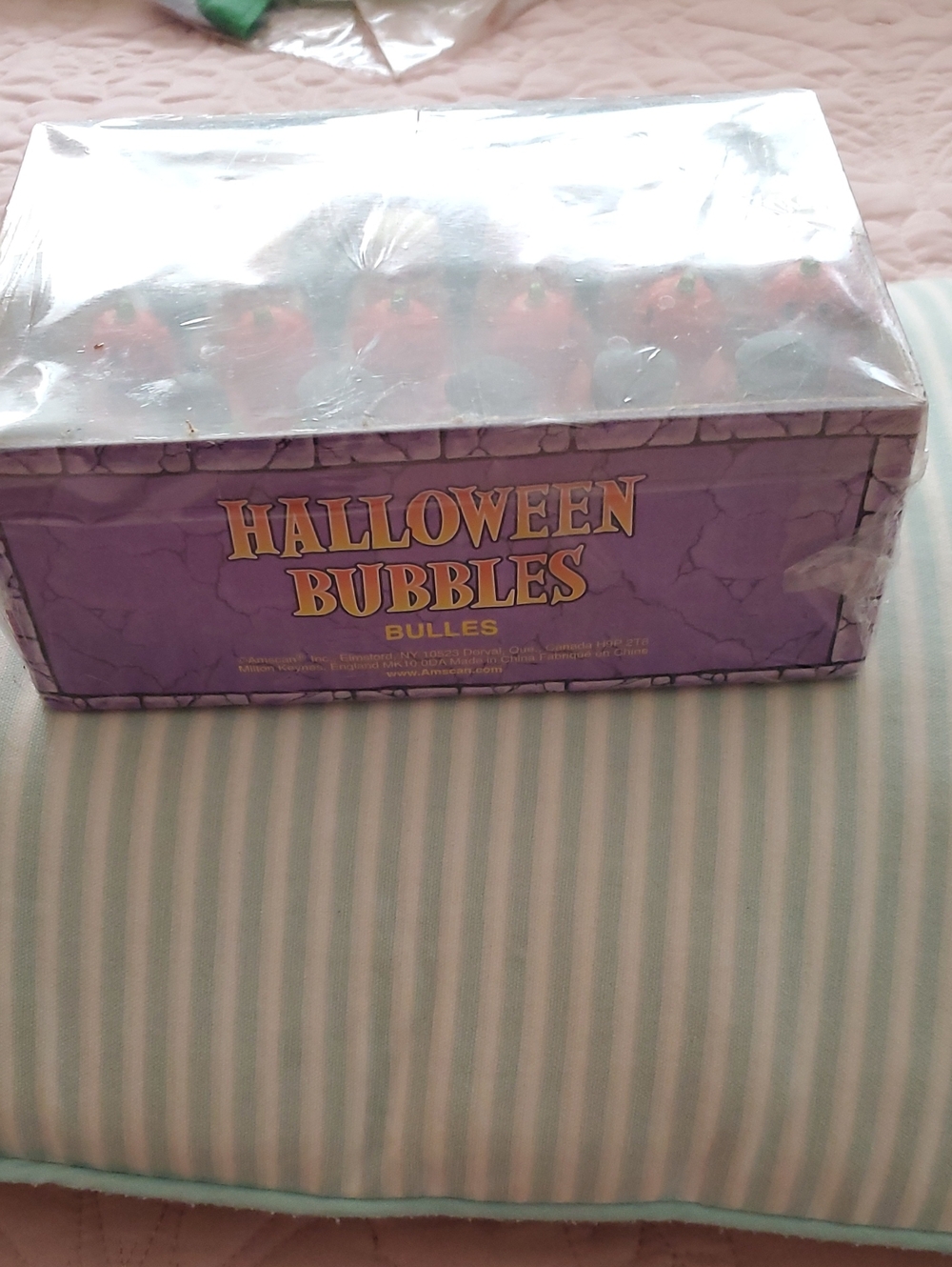 Halloween Bubbles Party Favor Pack - Purple Packaging with Orange Tops